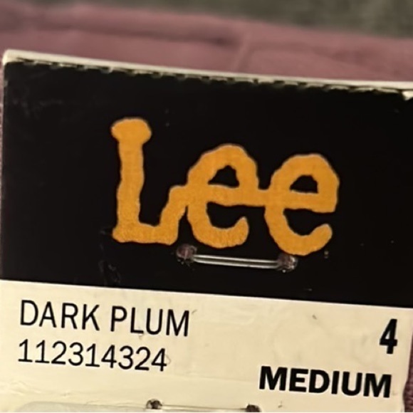 LEE Relaxed fit High Rise Shorts | SIZE 4 - Picture 8 of 8